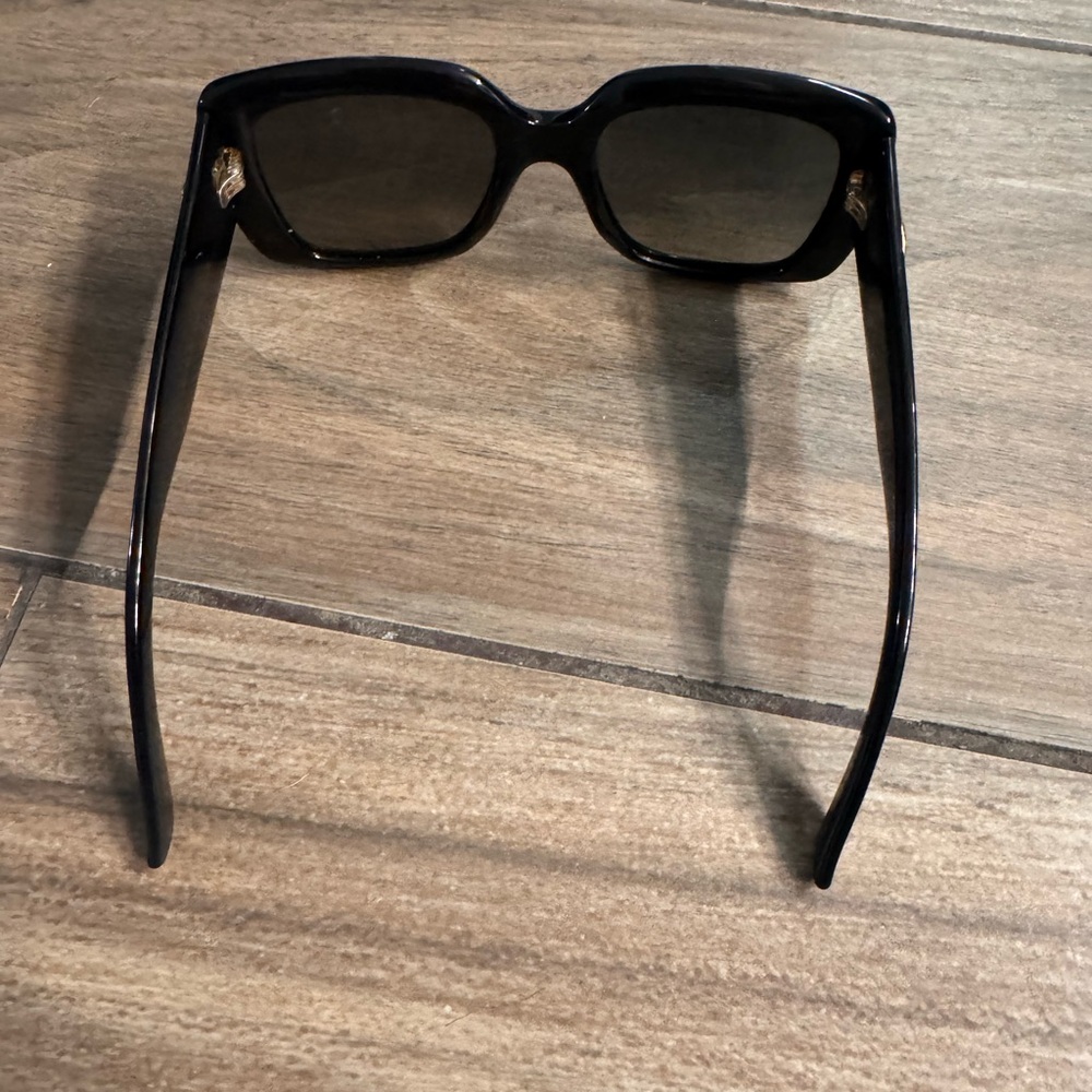 Gucci Black Square Sunglasses - Picture 2 of 8
